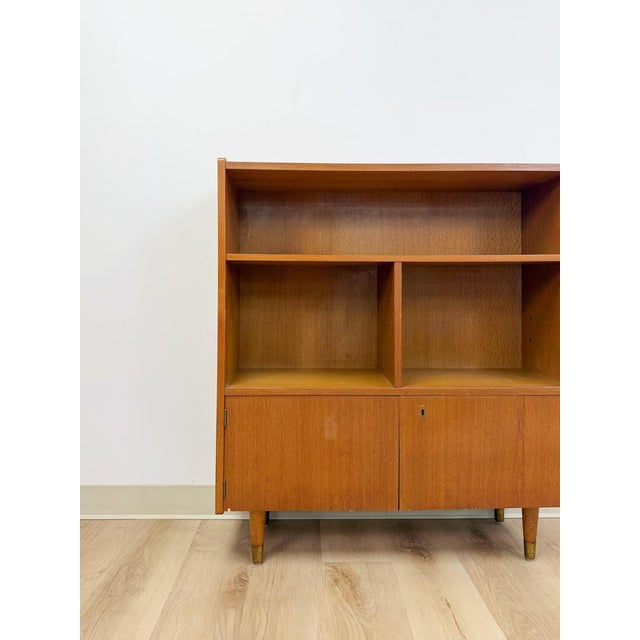 MCM Bookshelf Storage Cabinet Combo Vintage Mid-Century Modern Wood Bookshelf For Sale - Image 4 of 10