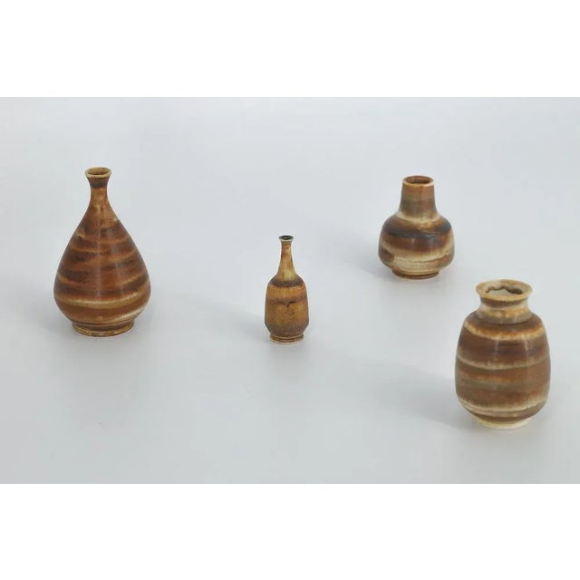 Brown Small Mid-Century Scandinavian Modern Honey Stoneware Vases by Gunnar Borg for Höganäs Ceramics, 1960s, Set of 4 For Sale - Image 8 of 9