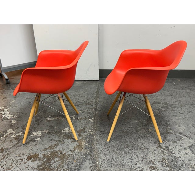 Herman Miller Charles + Ray Eames for Herman Miller Molded Plastic Armchairs, Pair For Sale - Image 4 of 12