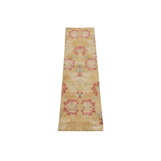 Hand-knotted in luxurious silk, a 1x6 contemporary runner from our European collection. The drawing carries our Toledo...