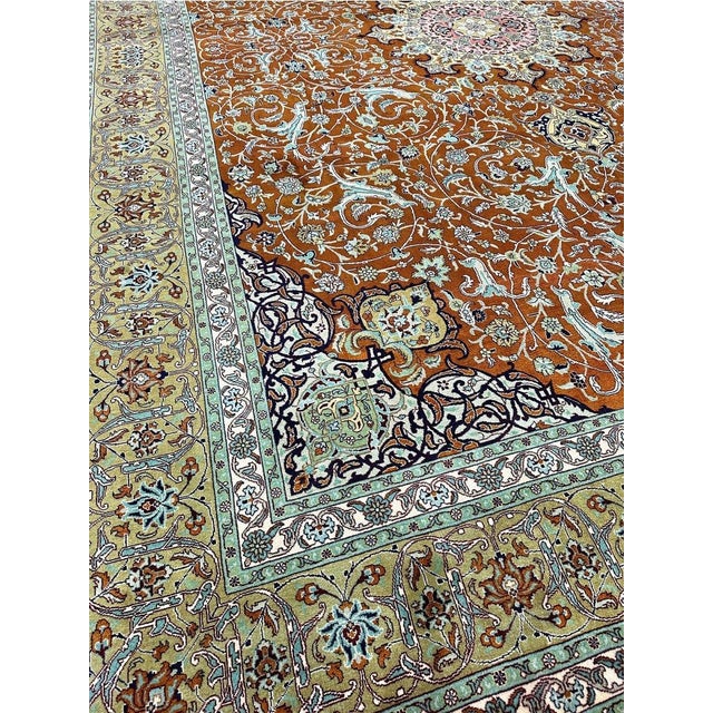 1980s Old Persian Tabriz Masterpiece Rug 9’11” X 13’7″ For Sale In Dallas - Image 6 of 11