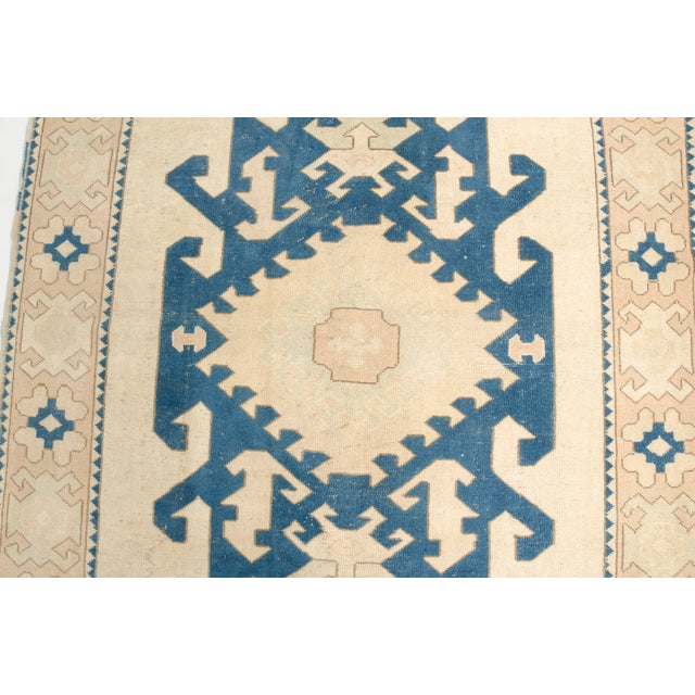 Vintage Hand-Knotted Turkish Kilim Rug in Ivory and Indigo Blue For Sale - Image 11 of 11