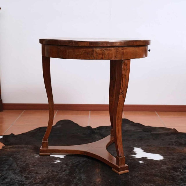 Descrizione Articolo: tavolino tondo del 1800 Altezza: 77 Diametro: 70 document.addEventListener("click", function(e){...