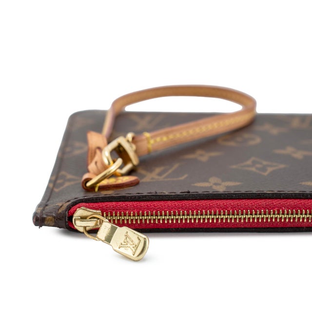 Modern Louis Vuitton Monogram Canvas Neverfull Pochette Wristlet Clutch Bag For Sale - Image 3 of 8