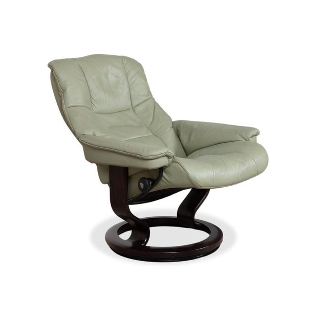 Mayfair Leather Armchairs in Green Sage with Ottoman and Reclining Function from Stressless, Set of 4 For Sale - Image 6 of 18