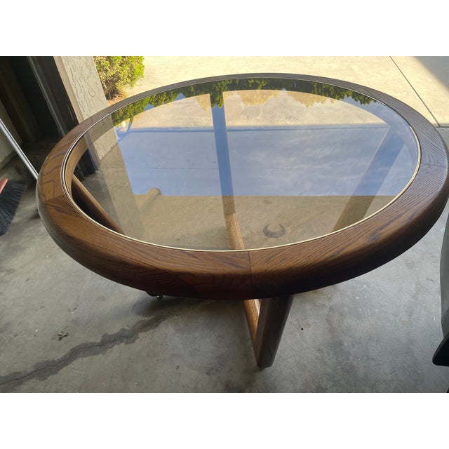 Mid-Century Modern Vintage 46" Circular Dining Table For Sale - Image 3 of 7