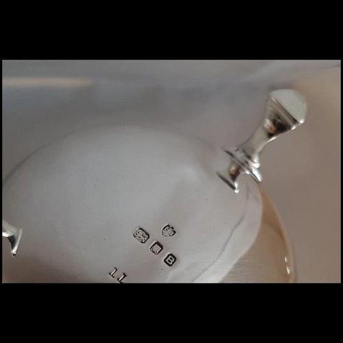 Georgian Sterling Silver Cruet from Edward Barnard & Sons, 1937, Set of 3 For Sale - Image 9 of 18