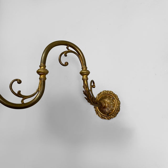 Italian Art Deco Flower-Shaped Wall Lamp in Brass and Glass, 1950s For Sale - Image 16 of 18