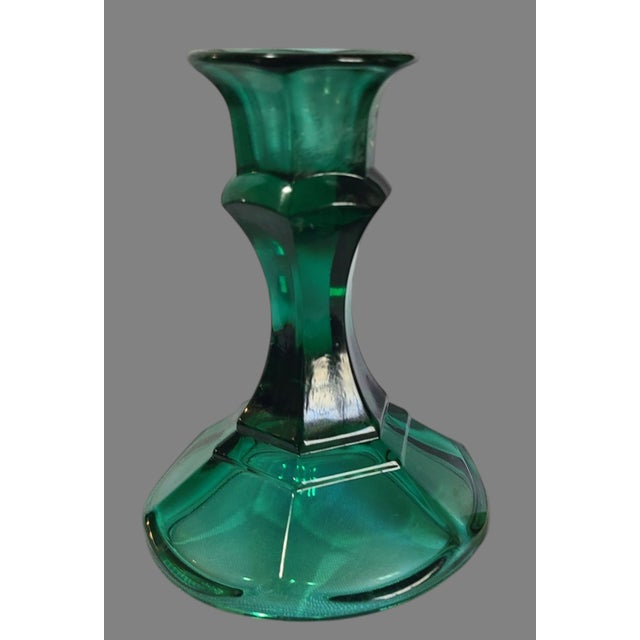 Indiana Glass Company Vintage North American Indiana Glass Emerald Green Pair of Candlesticks For Sale - Image 4 of 7