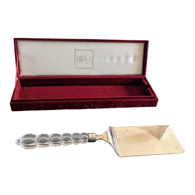 1990s Rousseau by Mikasa Lasagna Server With Silverplate Blade For Sale