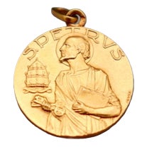 19.2k Gold Pendant For Sale