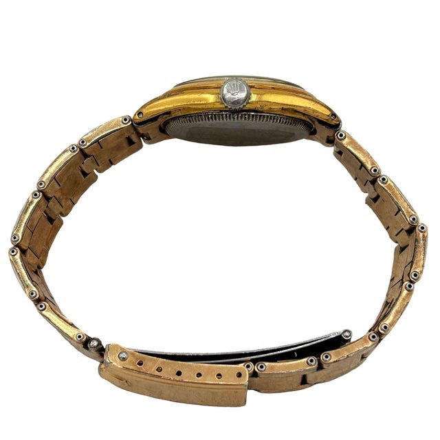 1940s 1947 Rolex Oyster Bubbleback “Elegante” Gold-Plated Wristwatch W California Dial For Sale - Image 5 of 10