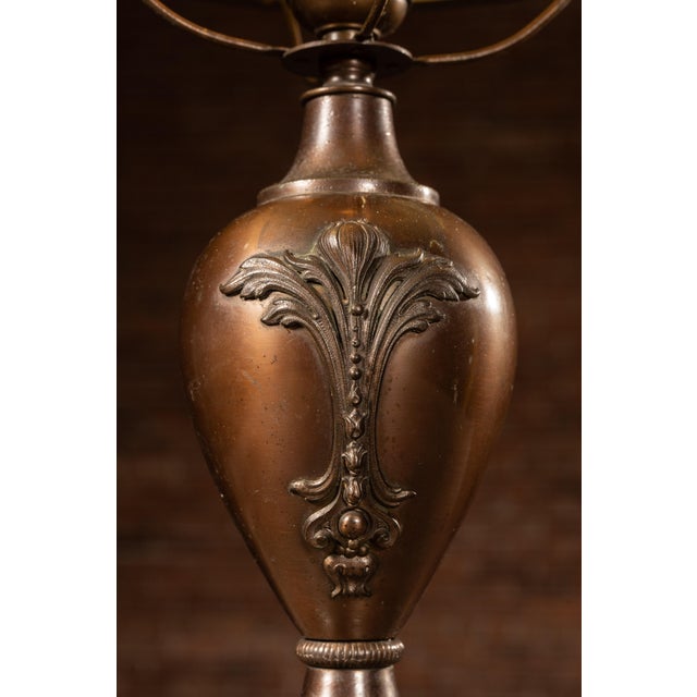 Metal 1900s Art Nouveau Edward Miller Art Nouveau Art Glass Table Lamp For Sale - Image 7 of 10