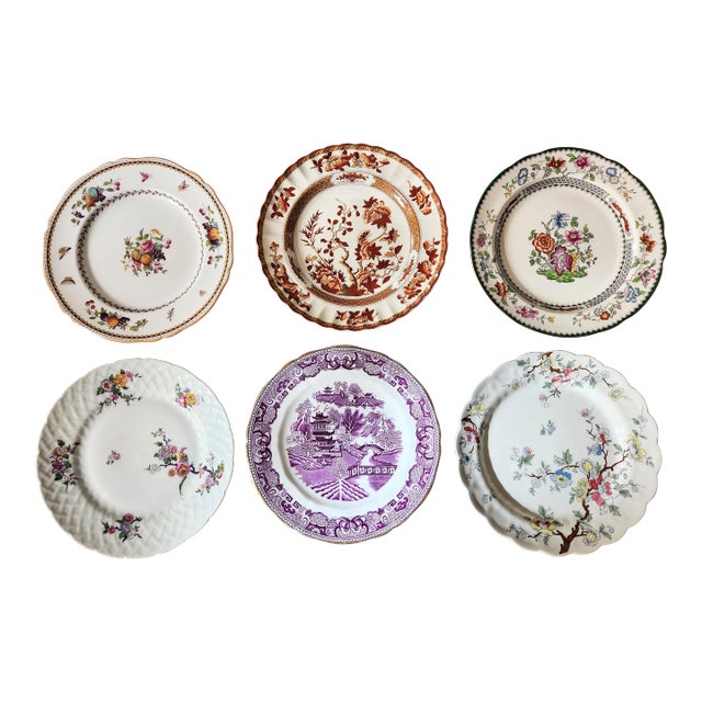 Late 19th Century Chinoiserie Dinner Plates- Set of 6 For Sale