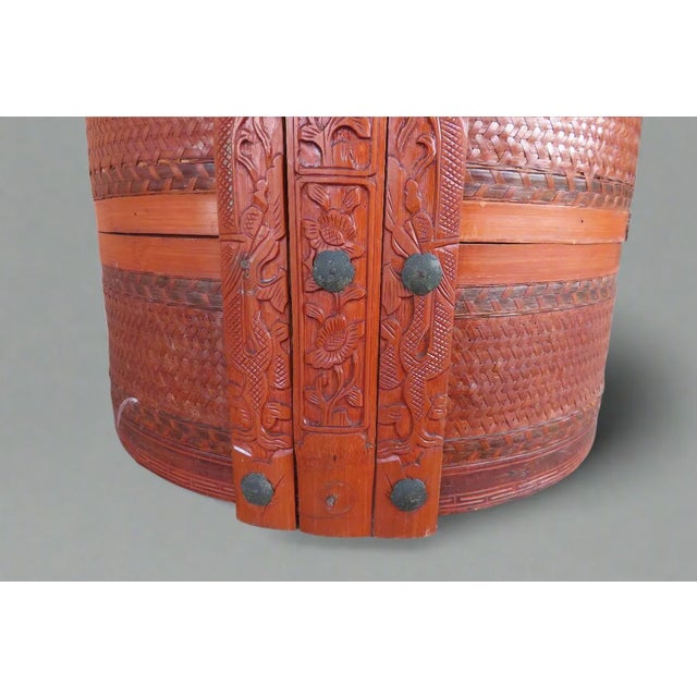 Antique Chinese Three Tier Red Lacquer Woven Twill Basket With Decorative Checker Weaves Lid For Sale - Image 9 of 12