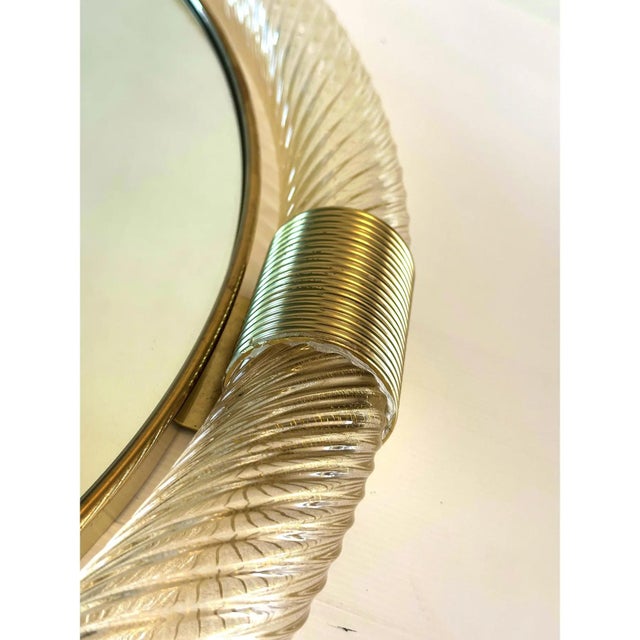 Round Torciglione Gold Murano Glass Wall Mirror in Barovier Style by Simoeng for Simoeng For Sale - Image 6 of 10