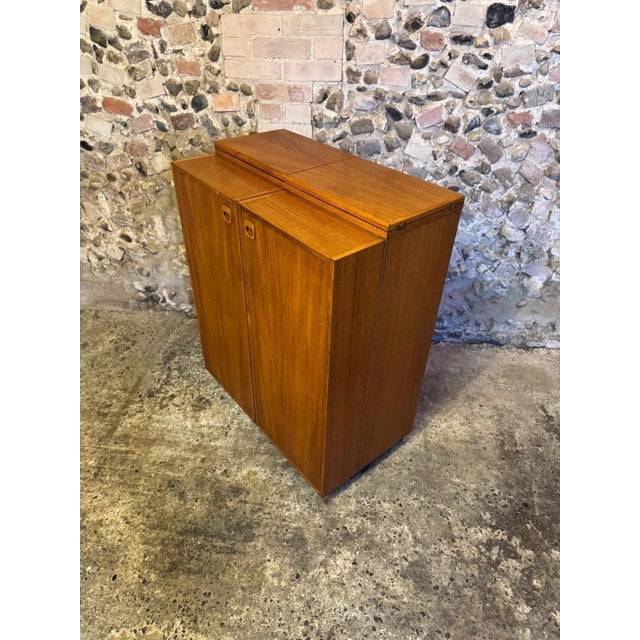Vintage Danish Teak Fold-Out Bar Drinks Cabinet, 1960s For Sale - Image 15 of 18