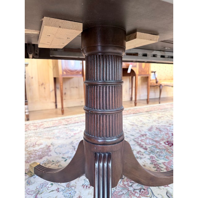 Late 20th Century Baker Stately Homes Georgian Mahogany Pedestal Dining Table For Sale - Image 10 of 12
