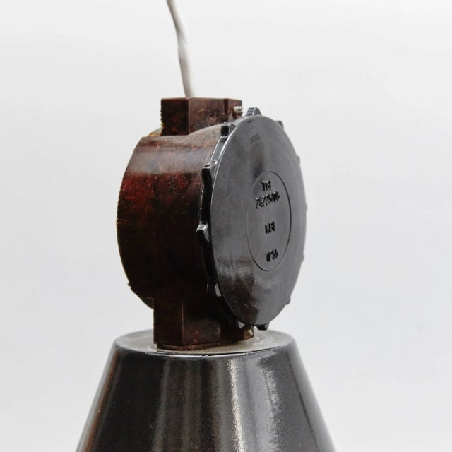 French Industrial Lamp, 1950s For Sale - Image 4 of 5