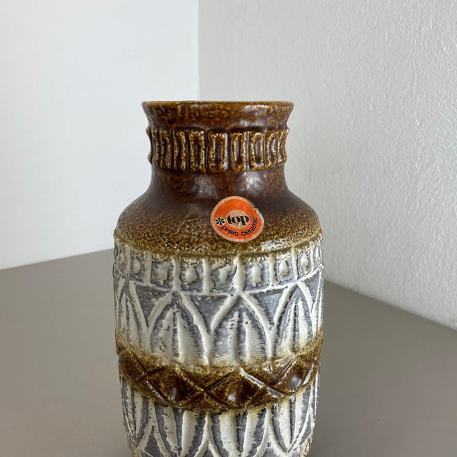 Fat Lava Pottery Vase attributed to Bay Ceramics, Germany, 1970s For Sale - Image 4 of 18