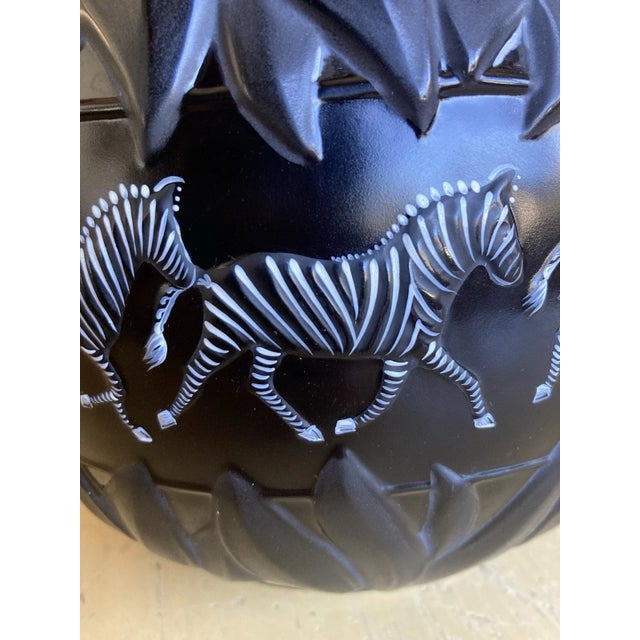 Late 20th Century Lalique France Tanzania Hand Painted Zebra Vase Black Crystal Enamel 1991 8.25 For Sale - Image 5 of 5