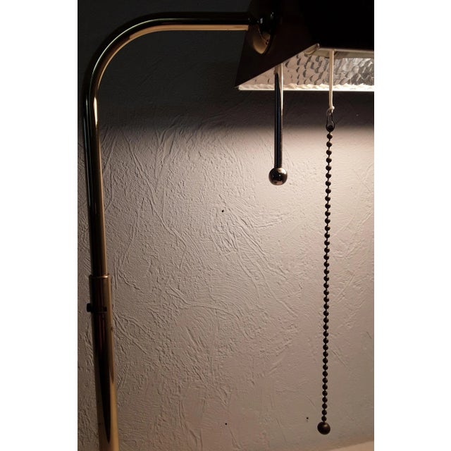 Vintage Brass Colored Swiveling Table Lamp For Sale - Image 4 of 8