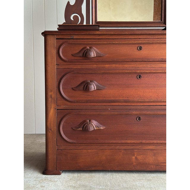 Antique Walnut Dresser With Arched Mirror and Carved Crest For Sale - Image 4 of 18