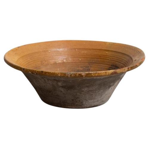 20th Century Rustic Ceramic Plate Vase in Earth Tone, 1940s For Sale - Image 13 of 13