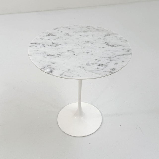 Tulip Side Table in Marble by Eero Saarinen for Knoll, 1970s For Sale - Image 6 of 9