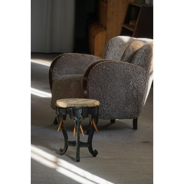 Anglo-Indian Elephant Stool in Ebonized Hardwood, 1900s For Sale - Image 3 of 18