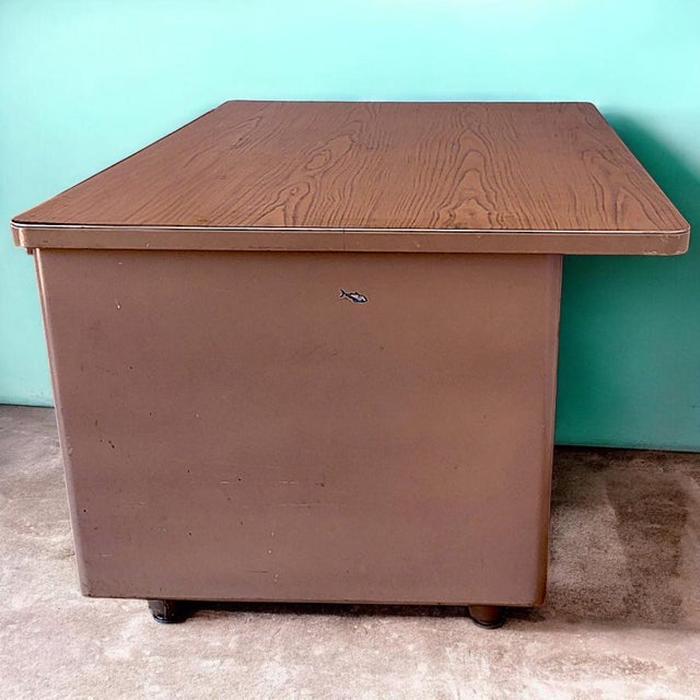 1970s McDowell & Craig Iconic Tanker Steel Home or Office Desk For Sale In Palm Springs - Image 6 of 11