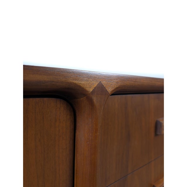 Mid Century Modern Walnut 9-Drawer Lowboy Dresser by Widdicomb, C1960s For Sale - Image 9 of 18