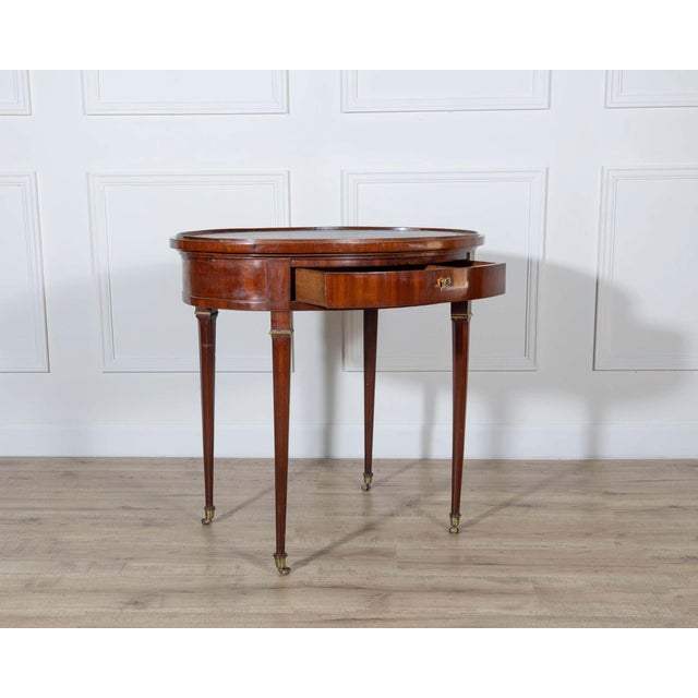 19th Century Louis XVI–Style Multifunction Oval Mahogany Table with Triple Tops For Sale - Image 10 of 13