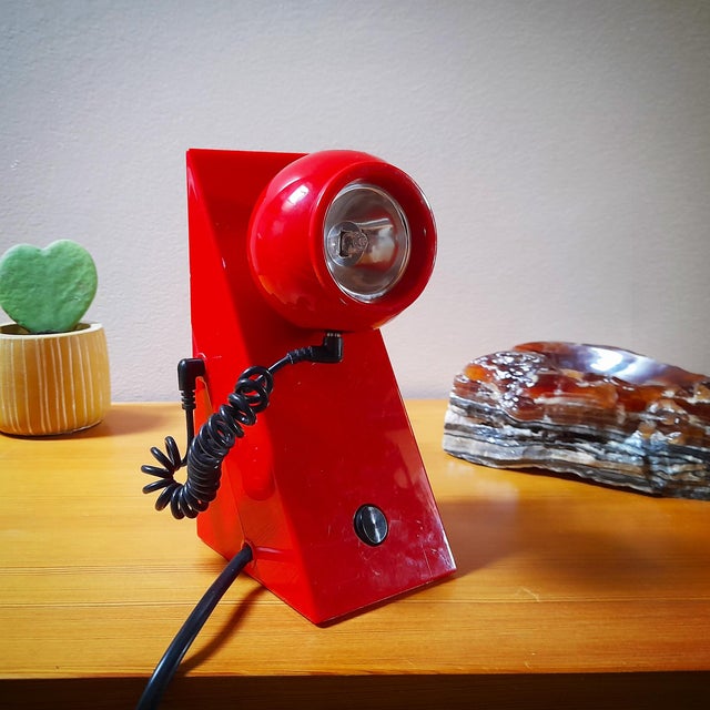 Postmodern table lamp produced by brillant leuchten ag, germany, in the 1980s. the body of the lamp is a pyramidal plastic...