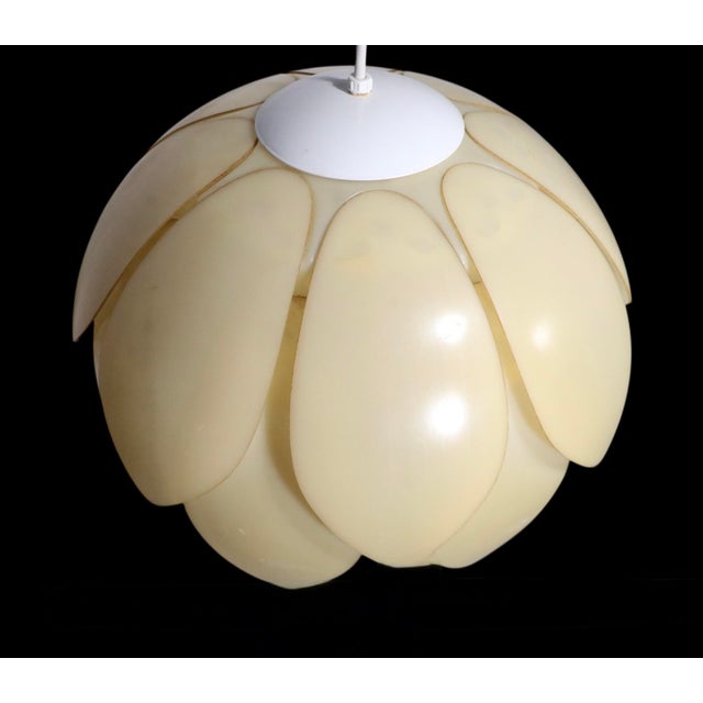 Mid 20th Century Mod Plastic Flower Form Hanging Chandelier For Sale - Image 14 of 18