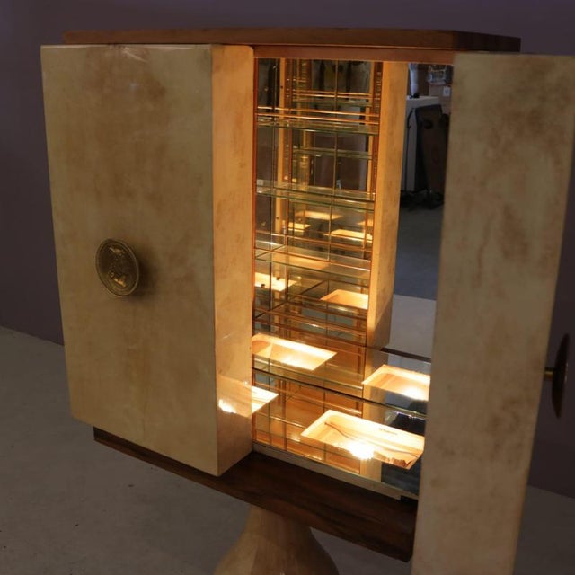 Italian Goatskin Bar Cabinet on Pedestal Base from Aldo Tura, 1960s For Sale - Image 15 of 18