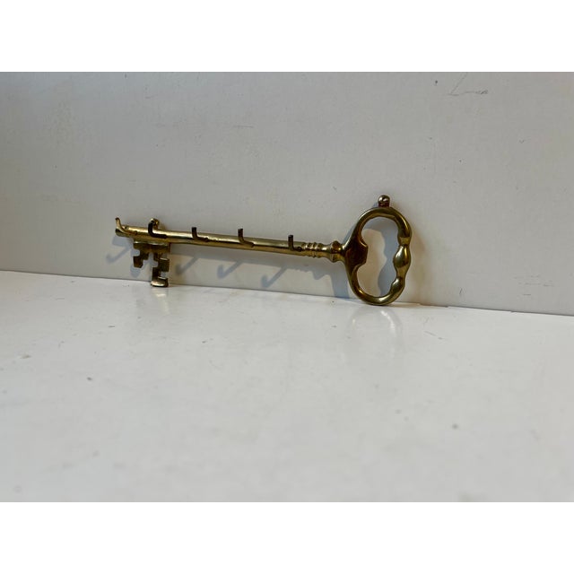 Gold Vintage Wall Key Hanger in Brass, 1960s For Sale - Image 8 of 8