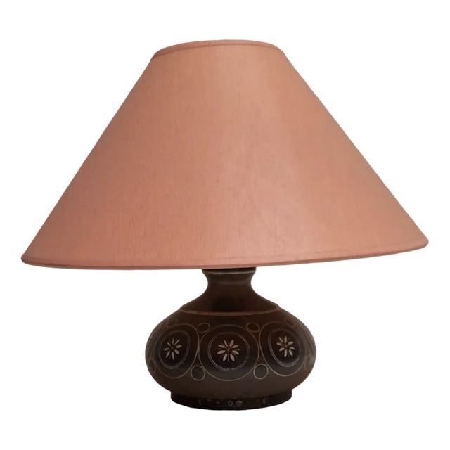 Vintage German Table Lamp with Handmade Ceramic Base from Thoms and Original Salmon-Colored Fabric Shade, 1980s For Sale
