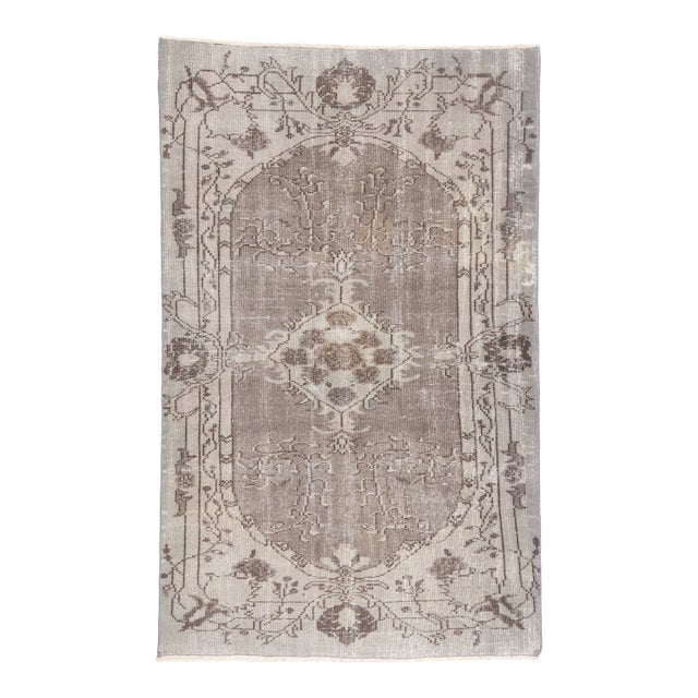 Vintage Turkish Sivas Rug, 04'03 X 06'10 For Sale