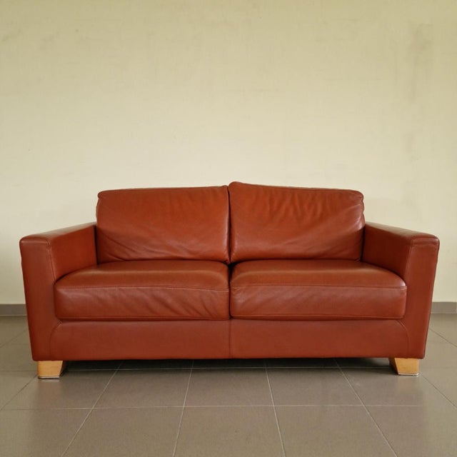 The Art Deco leather sofa is the perfect combination of elegance and comfort. Its clean and geometric design, inspired by...