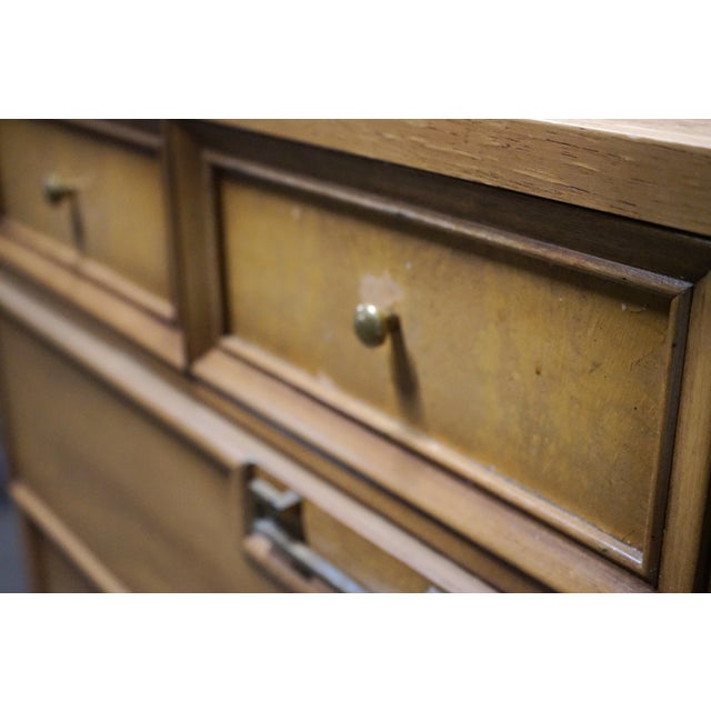 Copper 1960s American of Martinsville Mid-Century Highboy Dresser With Chinoiserie Style For Sale - Image 8 of 18