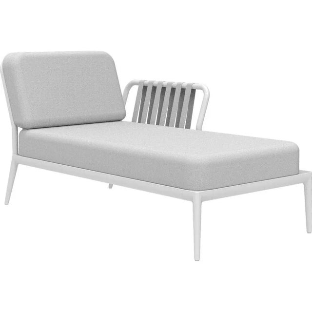 Ribbons white left chaise longue by mowee dimensions: d80 x w155 x h81 cm material: aluminum, upholstery weight: 28 kg