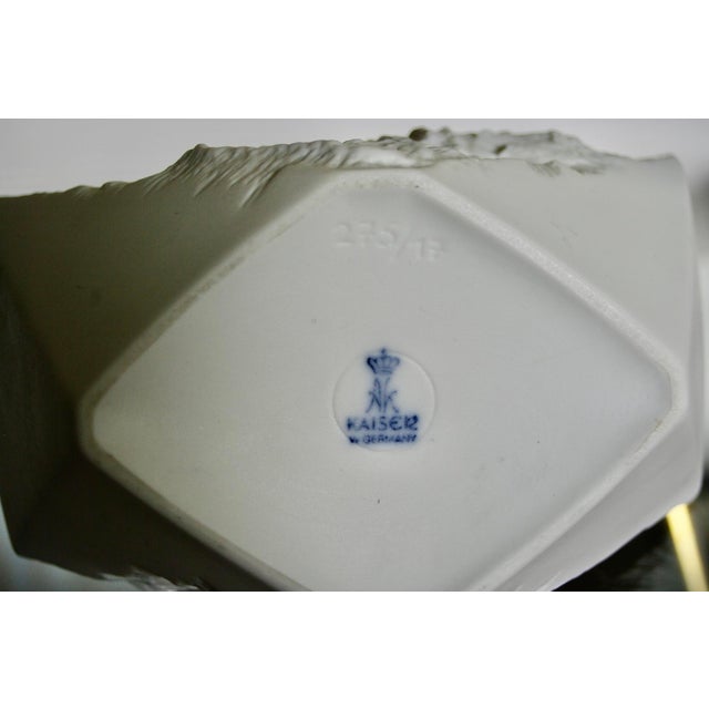 White Porcelain Op Art Vase from AK Kaiser, Germany, 1970s For Sale - Image 3 of 8