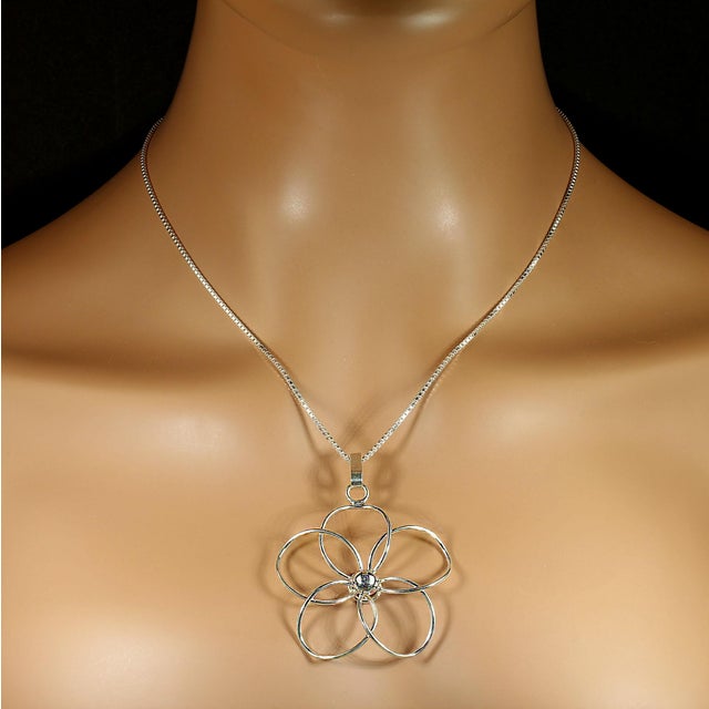 Ajd Delicate and Delightful Daisy in Sterling Silver Wire Pendant Great Gift For Sale - Image 4 of 5