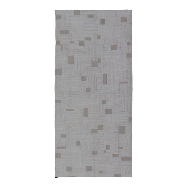 Modern Gallery Rug With Subtle Grid Design in Soft Ivory and Taupe 5'4 X 12'8 For Sale