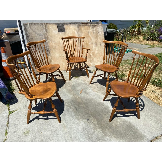 Vintage Ethan Allen Windsor fiddleback nutmeg wooden dining chairs set of 5, will need staining good bones some scuffs and...