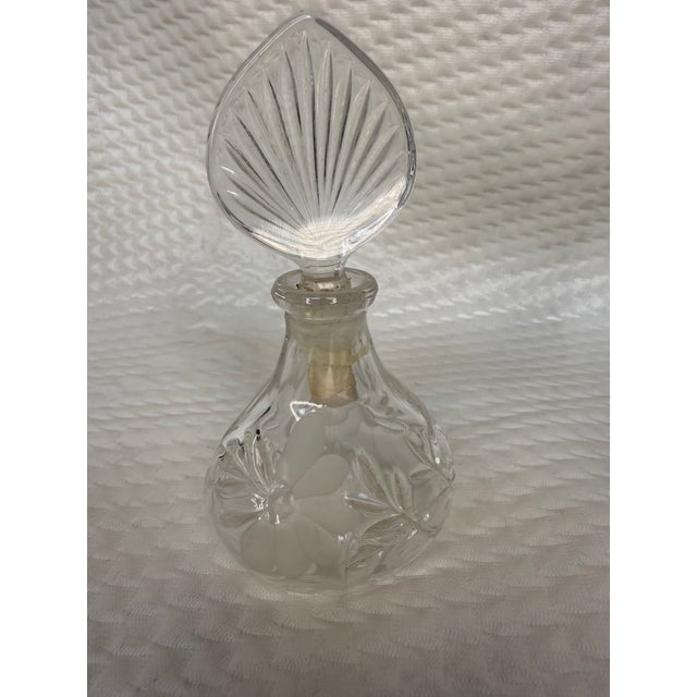 1930s Beautifully Etched 1930s Perfume Decanter For Sale - Image 5 of 5