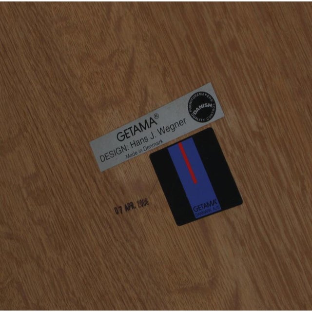 2000 - 2009 Model GE15 Coffee Table in Oak attributed to Hans J. Wegner for Getama, 2000s For Sale - Image 5 of 6