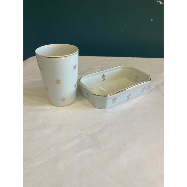 Gold Fleur-De-Lis Porcelain Cup and Soap Dish Set - Set of 2 For Sale In Oklahoma City - Image 6 of 11