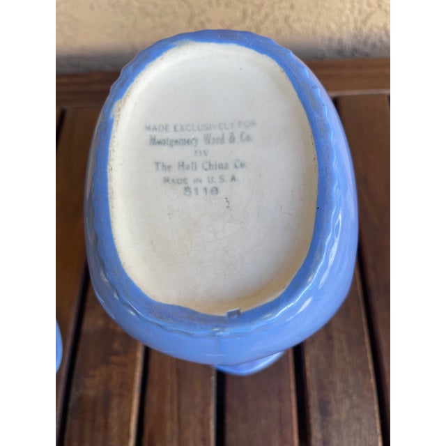 John Hall 1930s Art Deco Hall China 5118 Periwinkle Blue Ceramic Pitcher/Lid Montgomery Ward For Sale - Image 4 of 6